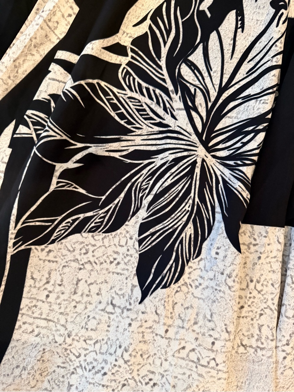 COMMENSE Bud Waist Side-Zipper Black White Floral Midi Skirt NWT Size Small - Picture 7 of 9